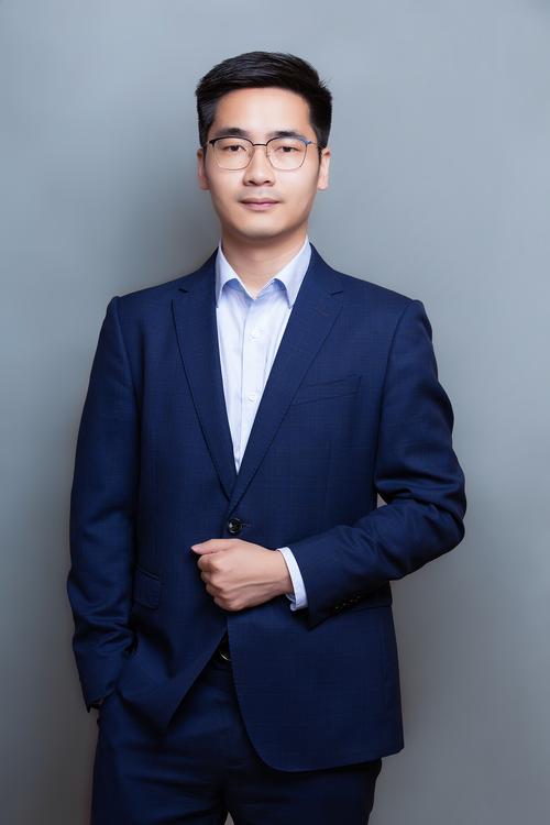 程晚舟 创意策略总监
